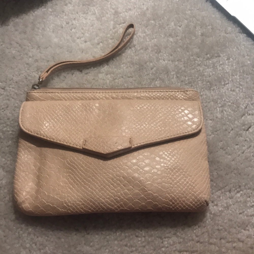 Express Clutch